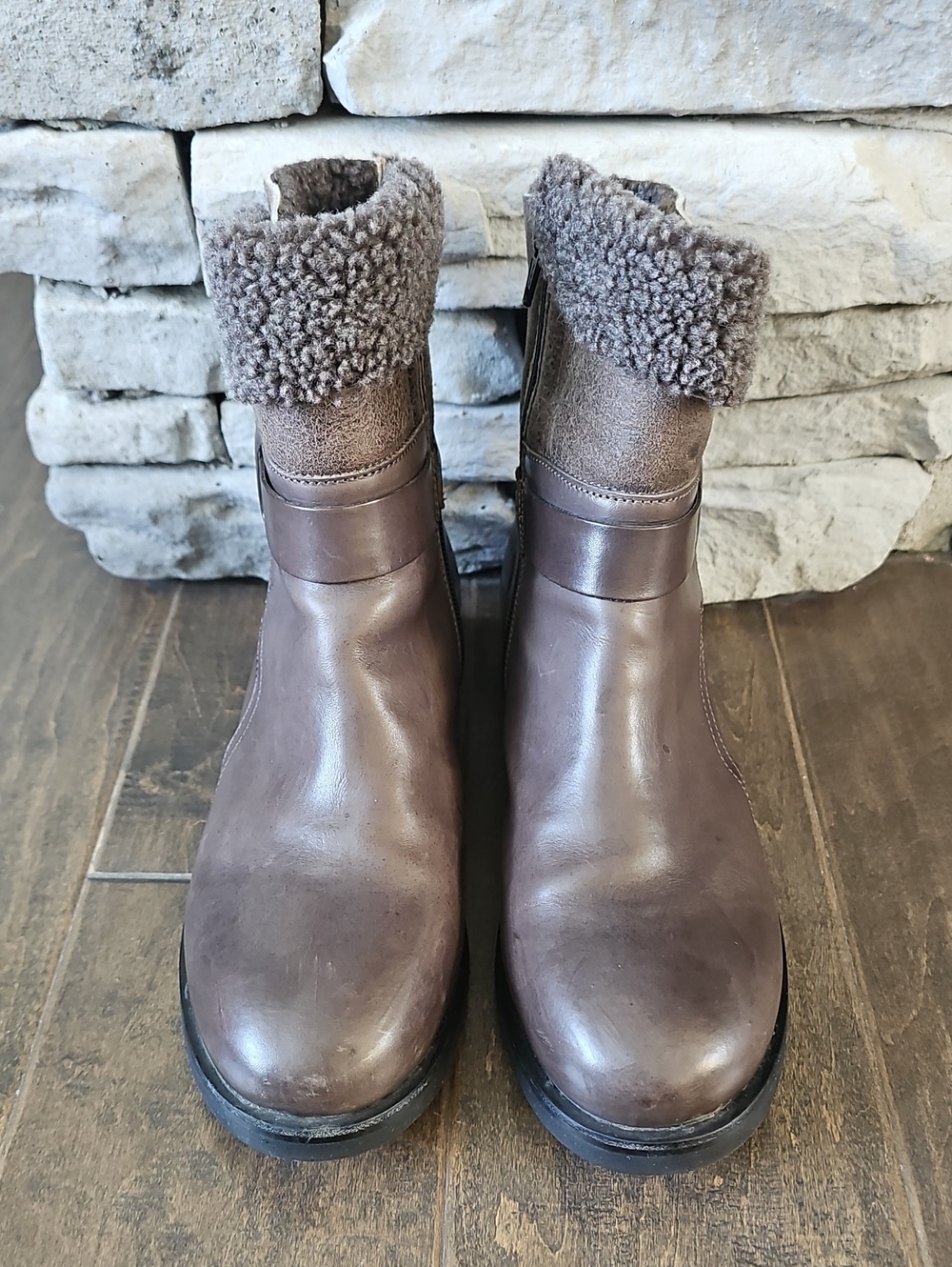 Beautiful Attilio Giusti Leombruni (AGL) Shearling Foldover Ankle Boot - Sz 6.5 - Picture 7 of 14